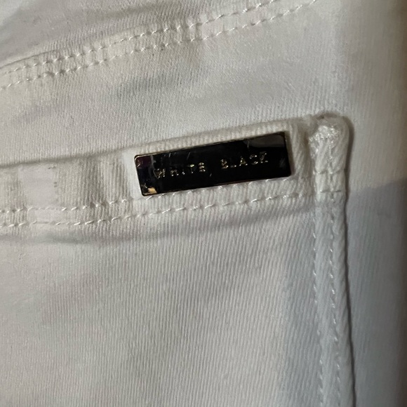 White House Black Market The Skinny Crop Jeans Sz 8 - Picture 6 of 8